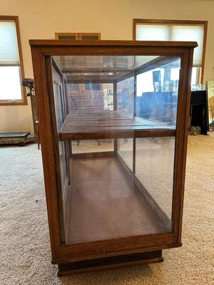 BEAUTIFUL ANTIQUE DISPLAY CASE