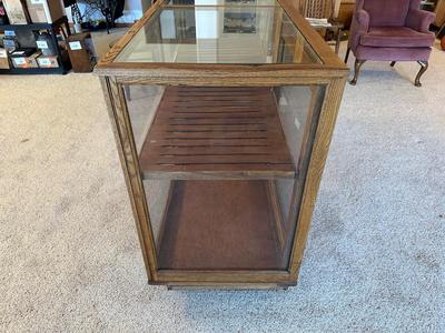 BEAUTIFUL ANTIQUE DISPLAY CASE