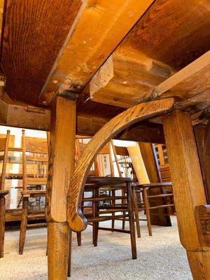 GORGEOUS ANTIQUE TABLE WITH 4 LEAVES AND 8 CANE SEAT CHAIRS