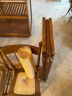 GORGEOUS ANTIQUE TABLE WITH 4 LEAVES AND 8 CANE SEAT CHAIRS