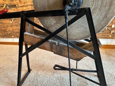 ANTIQUE FOOT-PEDAL-POWERED GRINDING WHEEL