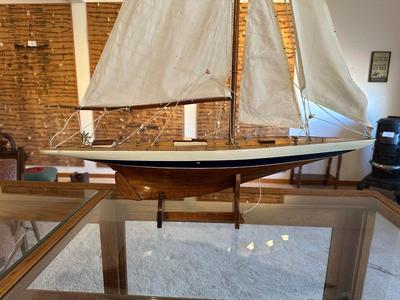 MODEL OF THE RAINBOW J-CLASS YACHT