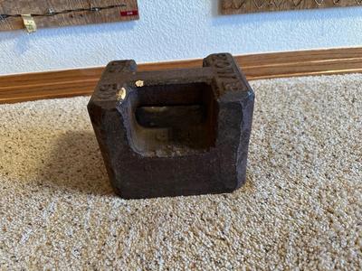VINTAGE 50lb HOWE SCALE WEIGHT