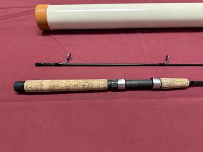 LAMIGLAS SERIES G 1000 GRAPHITE FISHING ROD WITH CABELAS CARRYING CASE