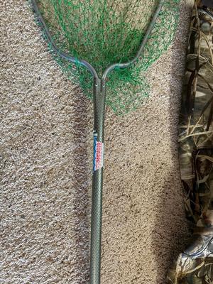 CABELA'S LUG SOLE WAIST HIGH WADERS SIZE 10, FISHING NET AND POLE TUBE