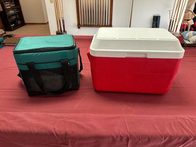 SOFT SIDED AND HARD SIDED COOLERS