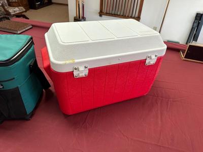 SOFT SIDED AND HARD SIDED COOLERS