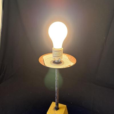 Globe Table Lamp (D-BM)