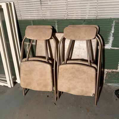 Vintage Card Table and Chairs (BS2-BM)
