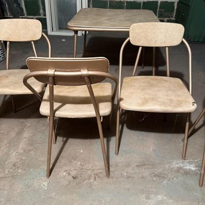 Vintage Card Table and Chairs (BS2-BM)