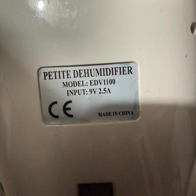 Fans and Dehumidifiers (BS2-BM)