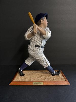 Babe Ruth “The 60th Home Run” Figurine