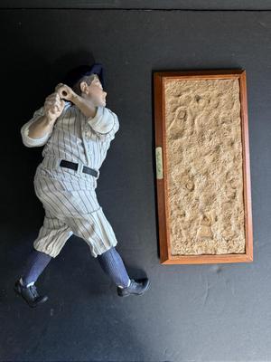 Babe Ruth “The 60th Home Run” Figurine