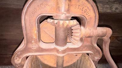 ANTIQUE SAUSAGE AND FRUIT PRESS