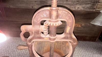 ANTIQUE SAUSAGE AND FRUIT PRESS