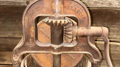 ANTIQUE SAUSAGE AND FRUIT PRESS