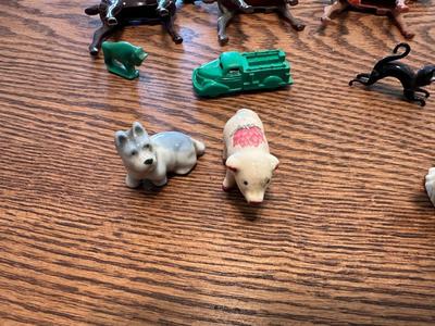 PLASTIC MINIATURE HORSES AND MORE