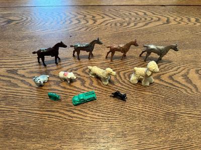 PLASTIC MINIATURE HORSES AND MORE