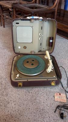 REX PERPETUUM ELNER RECORD PLAYER