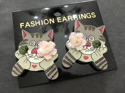 Kitty Earrings