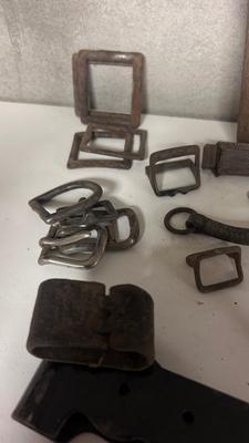 VINTAGE DRENCHING BIT AND OTHER FARM ANIMAL ITEMS