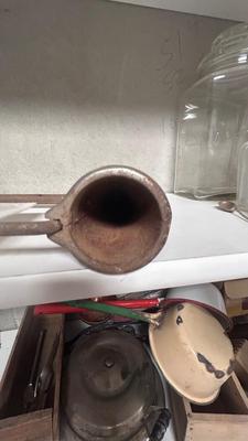 VINTAGE DRENCHING BIT AND OTHER FARM ANIMAL ITEMS