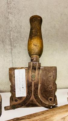 OLD EQUINE AND CATTLE ITEMS