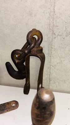OLD WOODEN PULLEY, CLEVIS AND HOOK AND OTHER TIE DOWNS