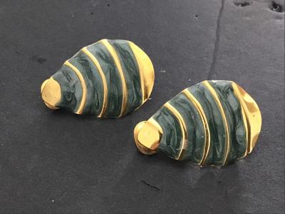 Vintage Enamel Clip ons