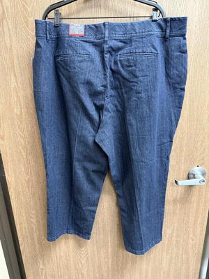 Sale Photo Thumbnail #121: New with original tags.