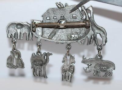 Silver Tone NOAH'S ARK BROOCH (2¾" x 2") - Marked "©JJ" with Rhinos, Horses, Lions and Giraffe Dangle Accents