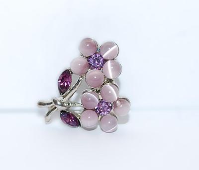 Petite PURPLE BOUQUET BROOCH (¾" x ¾") with Round, Globe & Marquise Cut Stones on a Silver Tone Setting