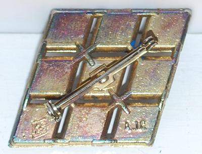 VINTAGE Marked "AJC" BLUE & BEIGE 9 SQUARE BROOCH (2¼" x 1¾") with Amber Colored Center Stone on a Gold Tone Setting