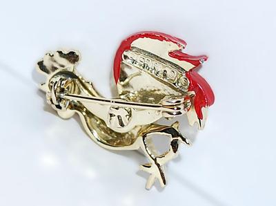 Petite Red-Feathered ROOSTER BROOCH (1" x 1") Marked "GERRY'S" with Gold Tone Setting