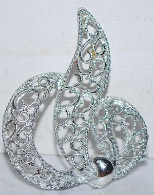 Bright Silver Colored "FLAIR" BROOCH (2" x 1¾") on a Silver Tone Setting