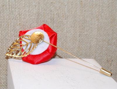 Mens or Ladies Rose BROOCH (3½") with Gold Tone Leaf