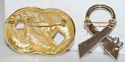 Collection of 2 Colored "Gold Chunky & Silver Bow" BROOCHES (1¾" to 1½")