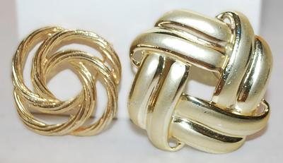 Collection of 2 SWIRL Style BROOCHES (1¾" + 1½" Diameter) on Gold Tone Settings
