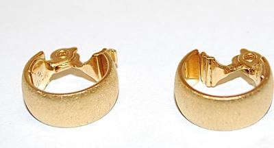 Marked "MONET" -Brushed Gold Colored EARRING Set with SNAP Clasp