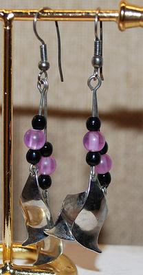 VINTAGE 1980's BLACK & PURPLE Dangle Earrings (2¼") with Curved Silver Tone "Leaves" & Wire Hook Clasp