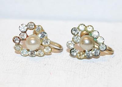 VINTAGE 1938 Faux Pearl HEART Style Earrings (½" x ½") with Different Colored Surround Stones (Replacments?) on a Screw Clasp