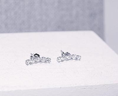 Set of 5 Clear Round Stones Earrings (¾") on a Slight Curve with a Stud Style Clasp