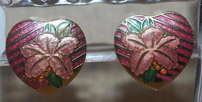 VINTAGE Shades of PINK Flower & Green Leaves Heart Shape Earring Set (1") with 2 DIFFERENT Stud Style Clasps
