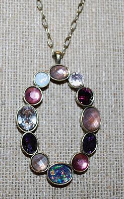 PINK & PURPLE PENDANT (2" x 1¼")/NECKLACE COMBO with Cupped Oval Stones on a Gold Tone Chain and Lobster Clasp 36" L