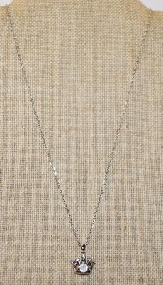 Single Clear Stone in a "Crown" Setting PENDANT (¾" x ¾") on a Silver Tone Necklace Chain 17" L