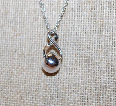 Faux White Pearl PENDANT (¾" x ¼") on a Figure 8 Setting and with a Silver Tone Necklace Chain 16" L