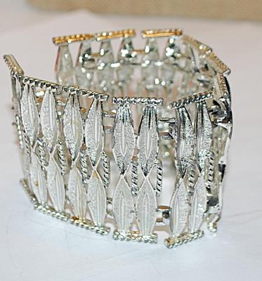 Segmented Bright Silver Colored BRACELET (2" Opening) with Solid Snap-Close Clasp