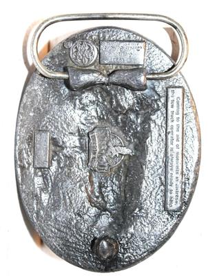 "Tow Truck Towing" Belt Buckle Sishiyou Co. ©1990 Oval 3" x 2½"