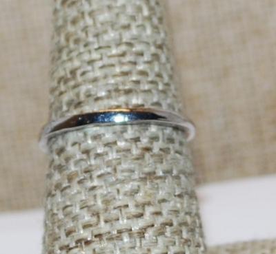 Size 7 "Mickey Mouse" RING with Clear Stones on a Silver Tone Band (2.8g)