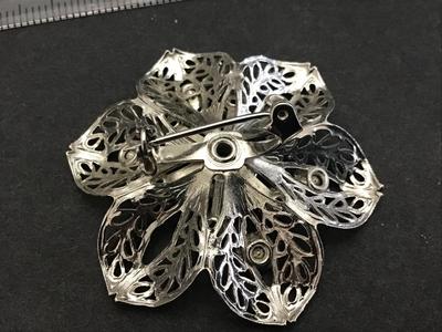 Vintage Rhinestone Brooch